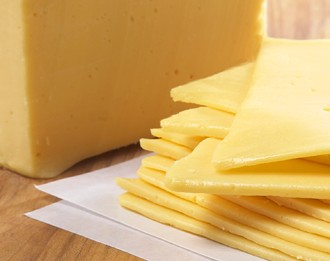 Boar's Head Yellow American Cheese, Sliced
