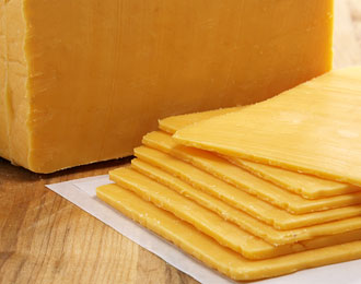 Boar's Head Black Wax Cheddar Cheese, Sliced