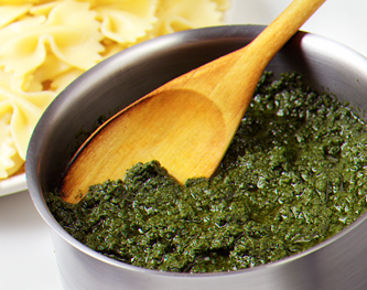 FreshDirect Green Basil and Pignoli Pesto
